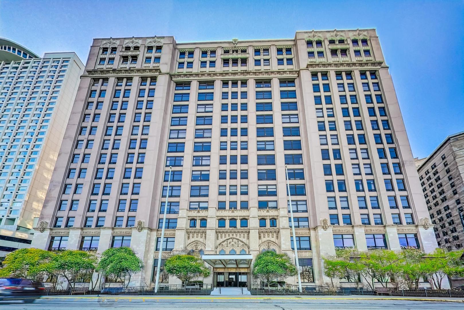 680 Lake Shore Drive
