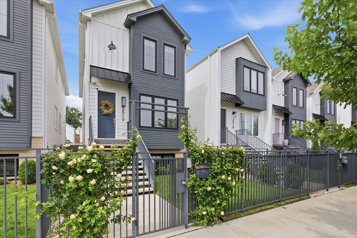 2512 Polk Street