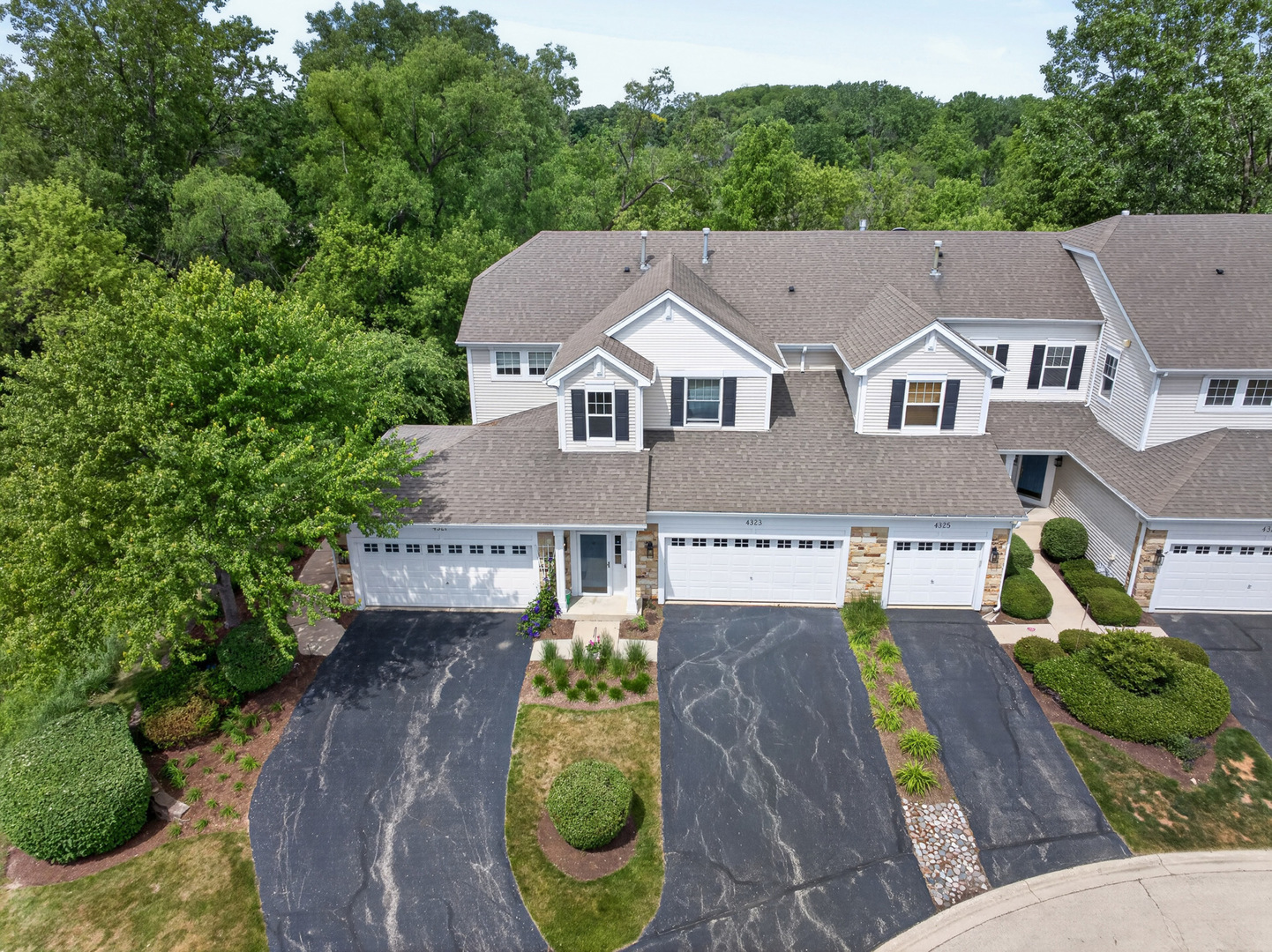 4323 Blue Iris Court