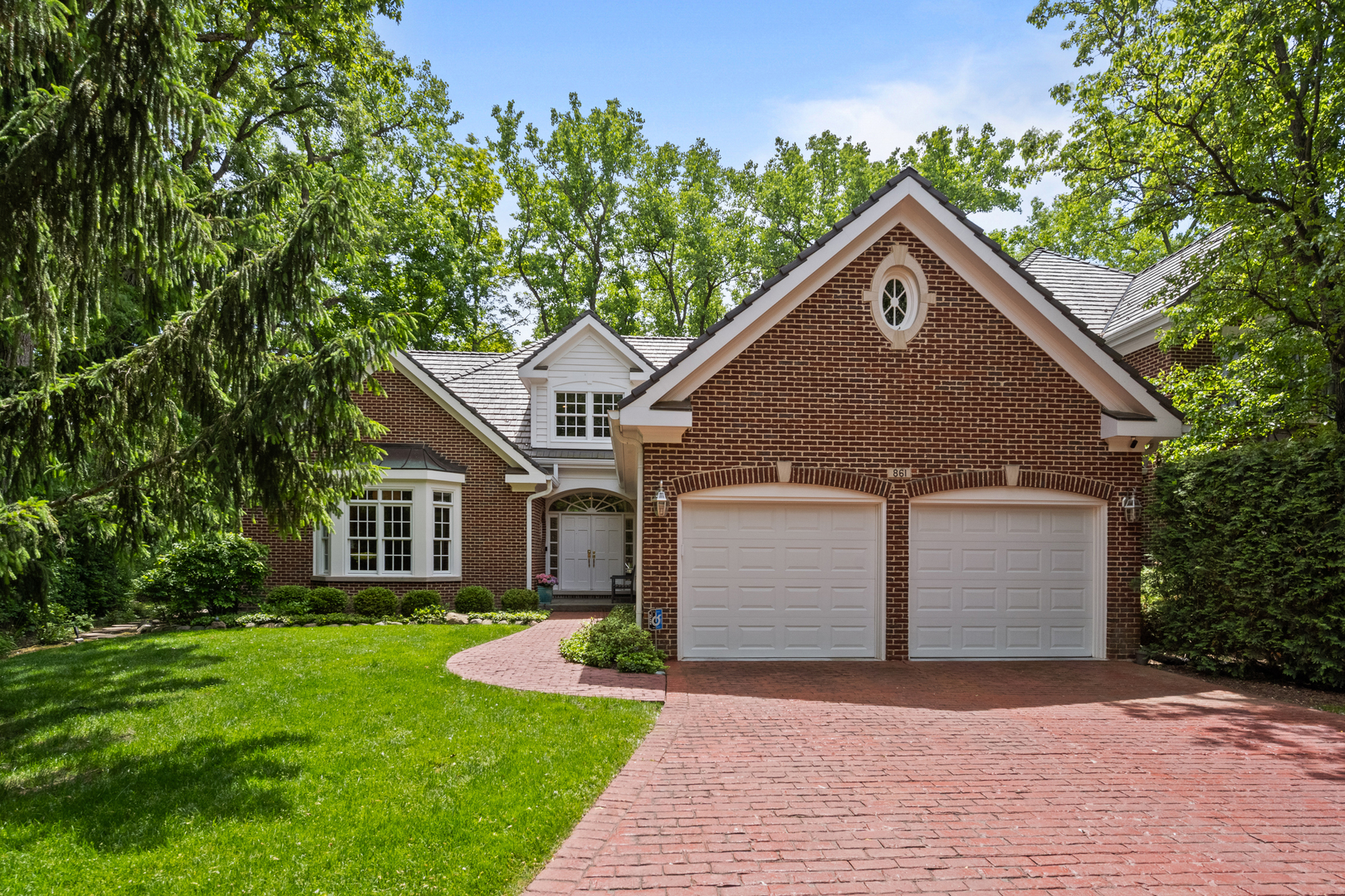 861 Gloucester Crossing