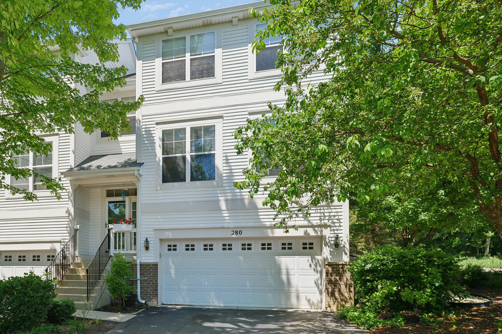 280 Hickory Lane