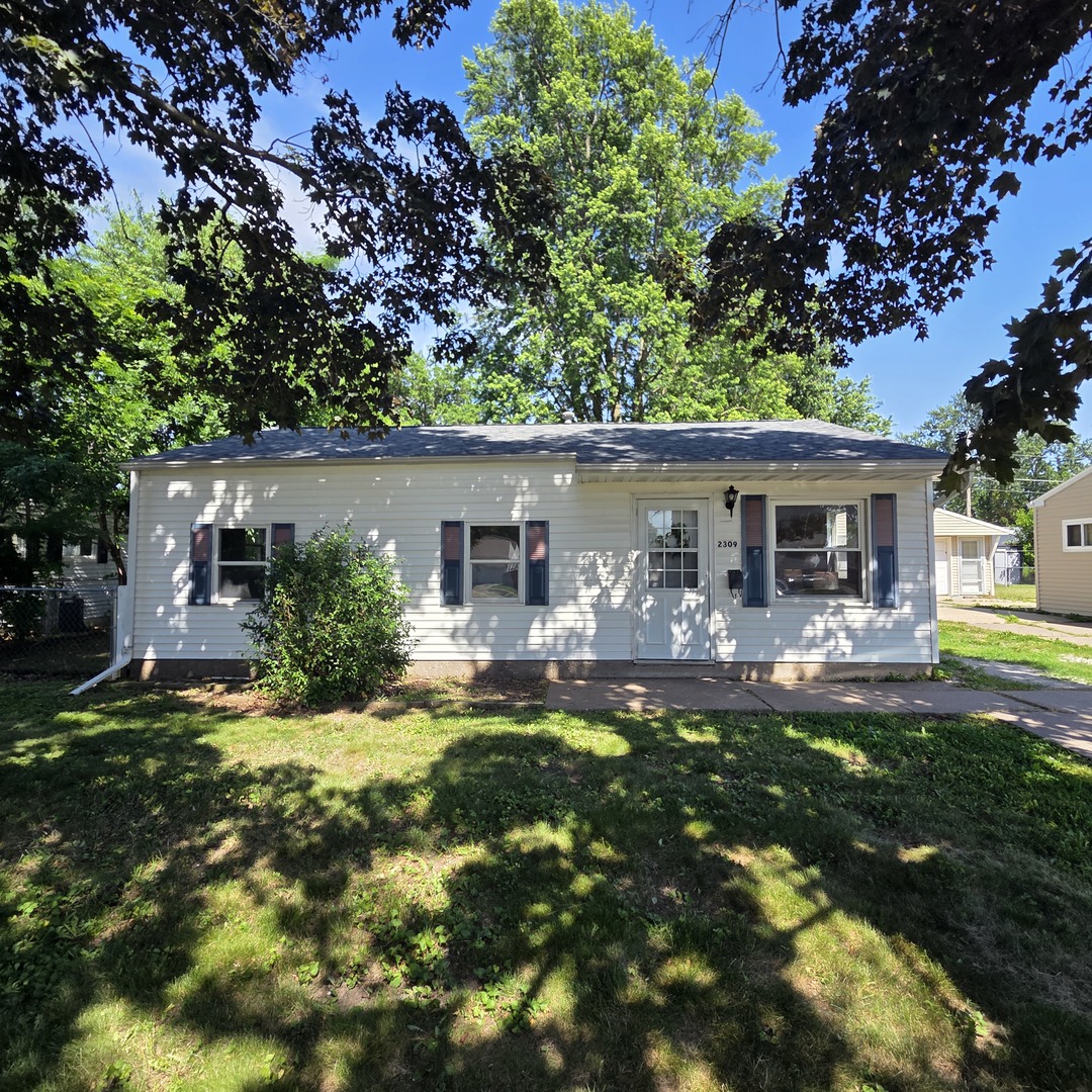 2309 Fairmount Street