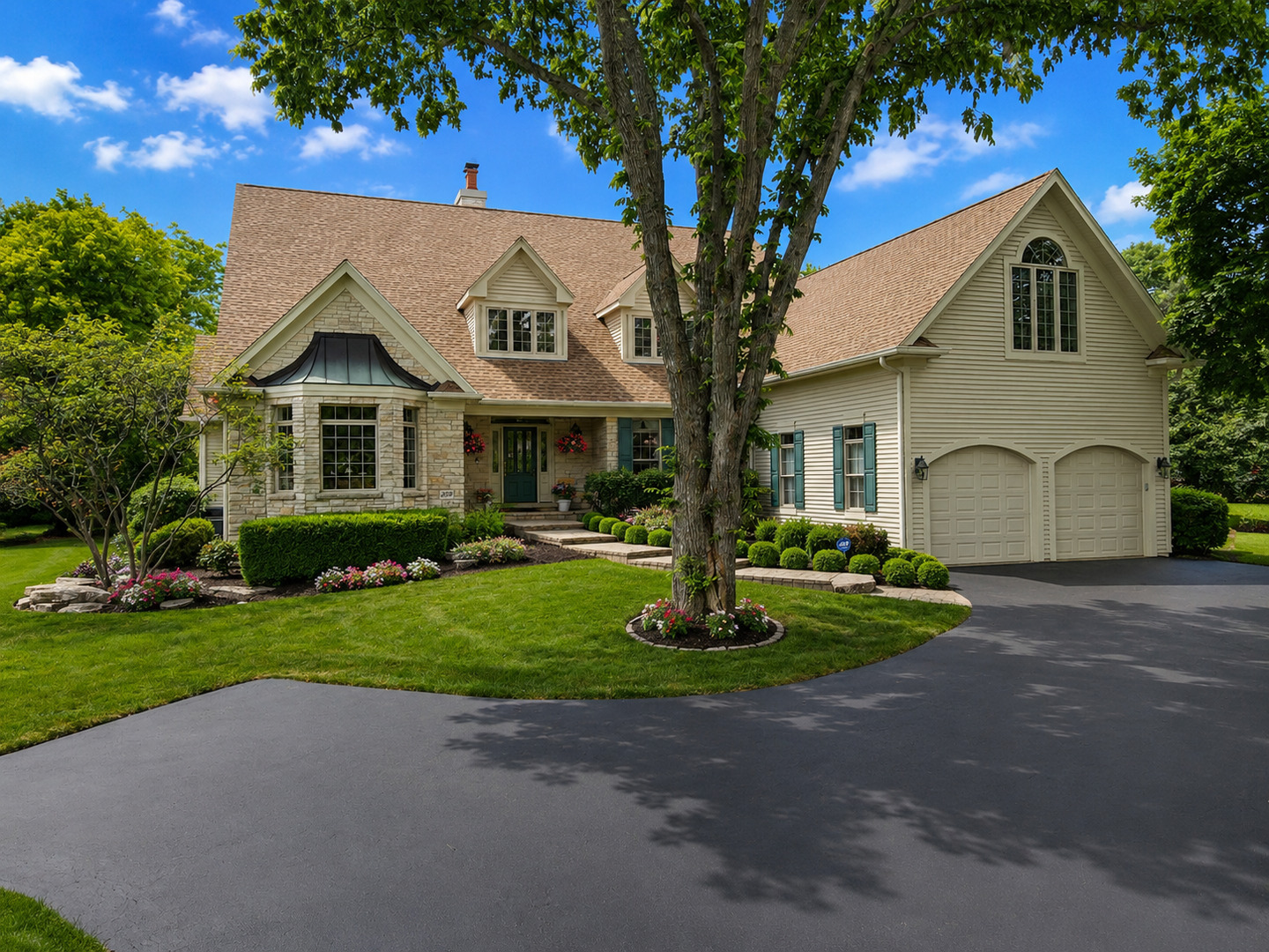 209 Carriage Trail