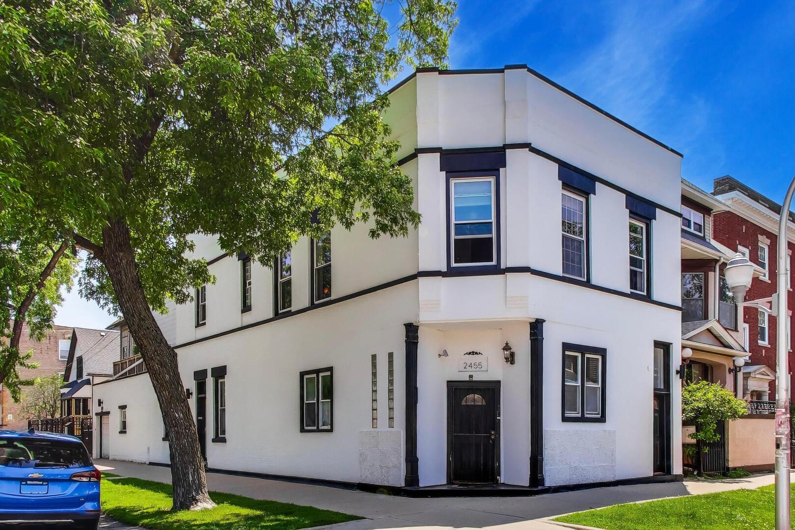 2455 Sawyer Avenue