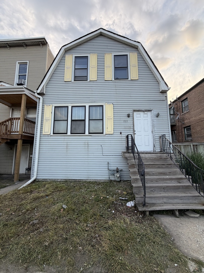 833 Harlem Avenue