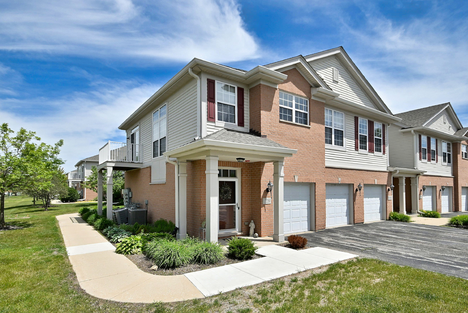 10228 Mulberry Lane