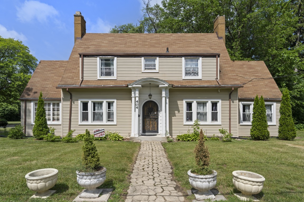 404 PROSPECT Street