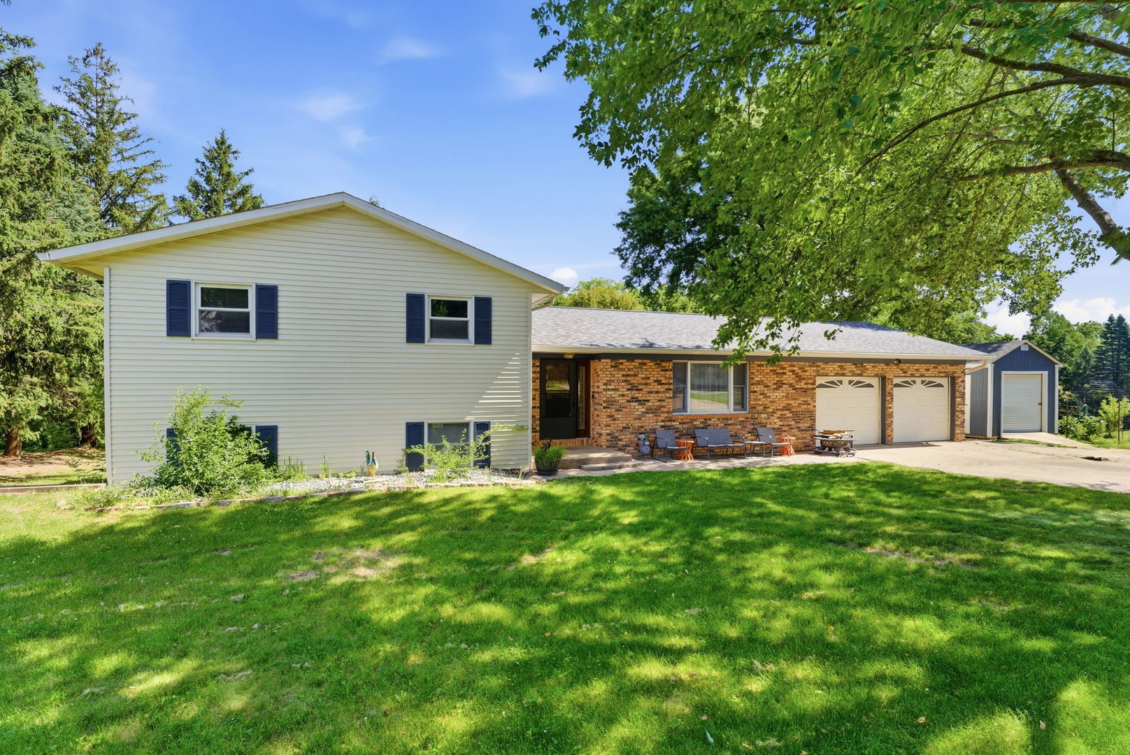 8 Elmwood Drive