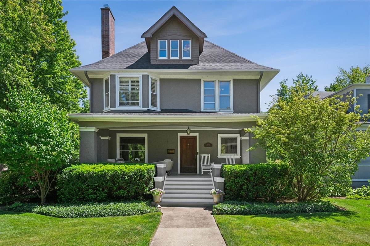 1001 Lake Avenue