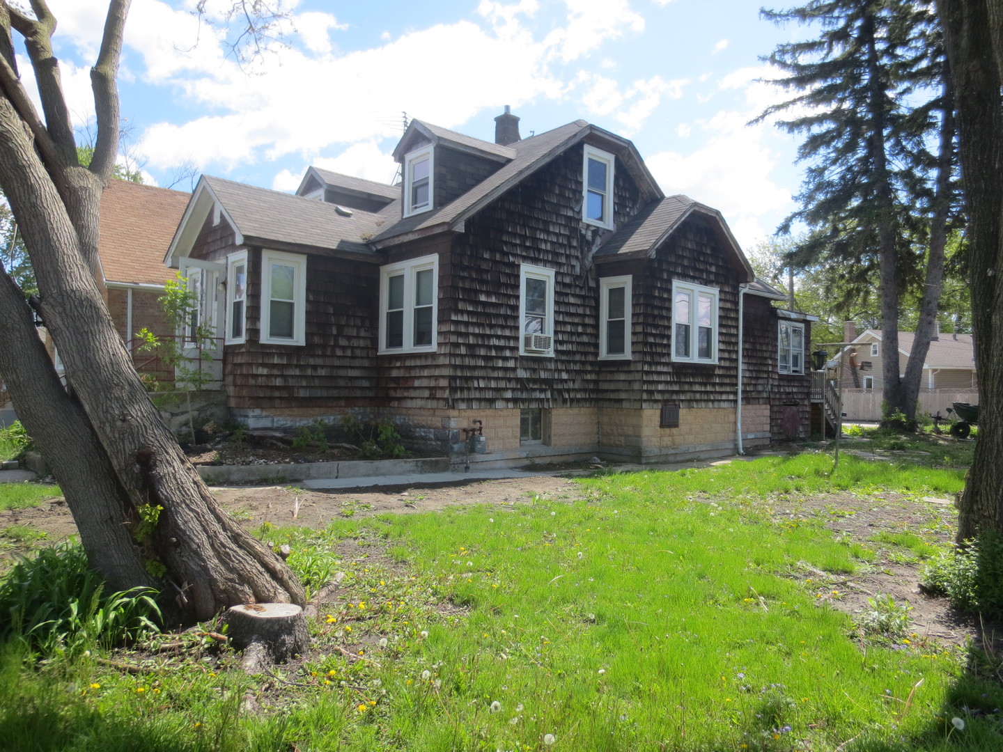 8215 Forest Preserve Avenue