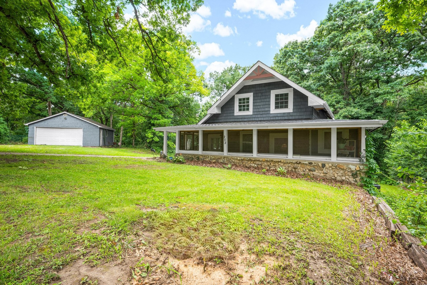 252 Sylvan Lane