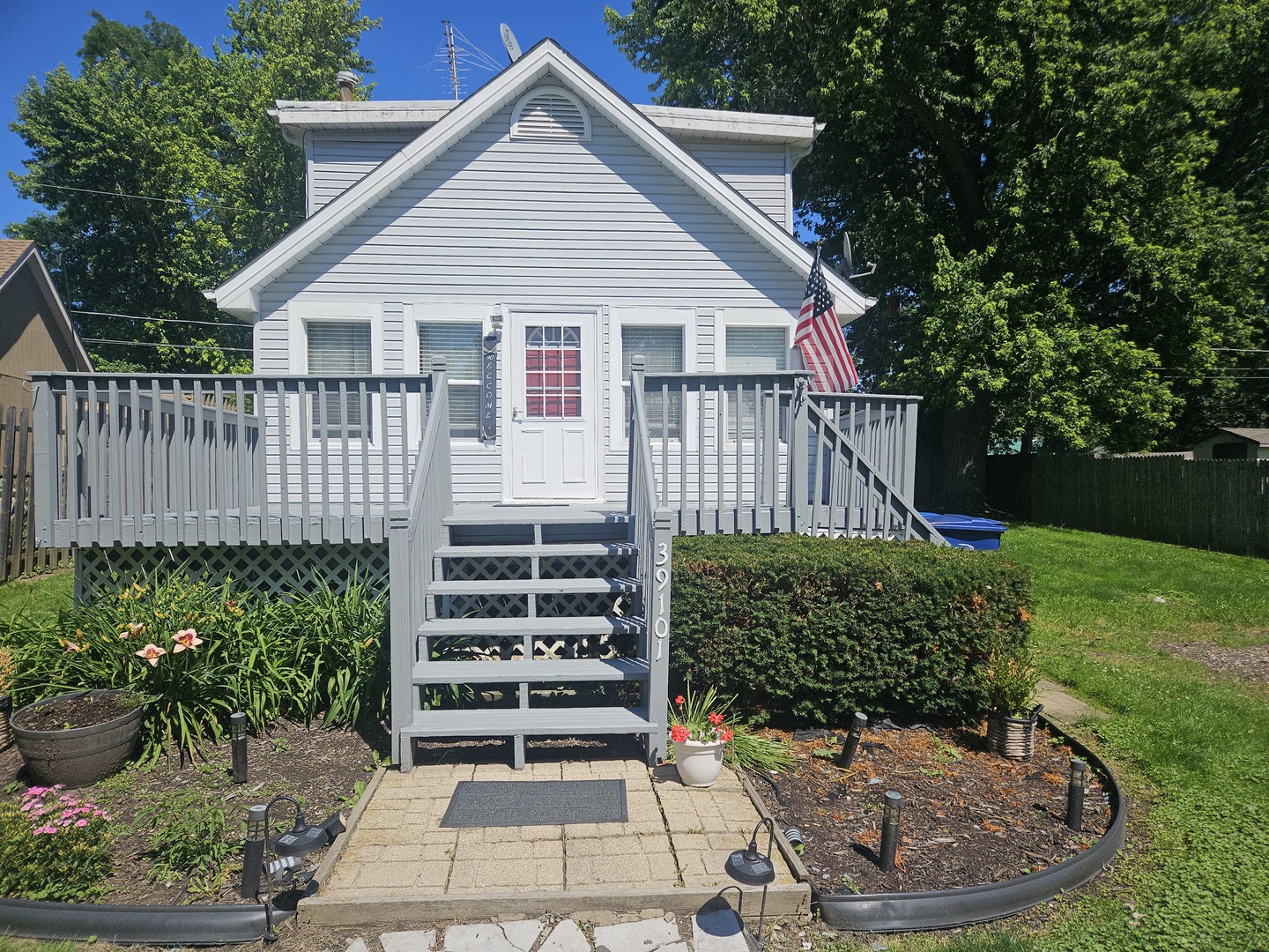 39101 Walnut Street