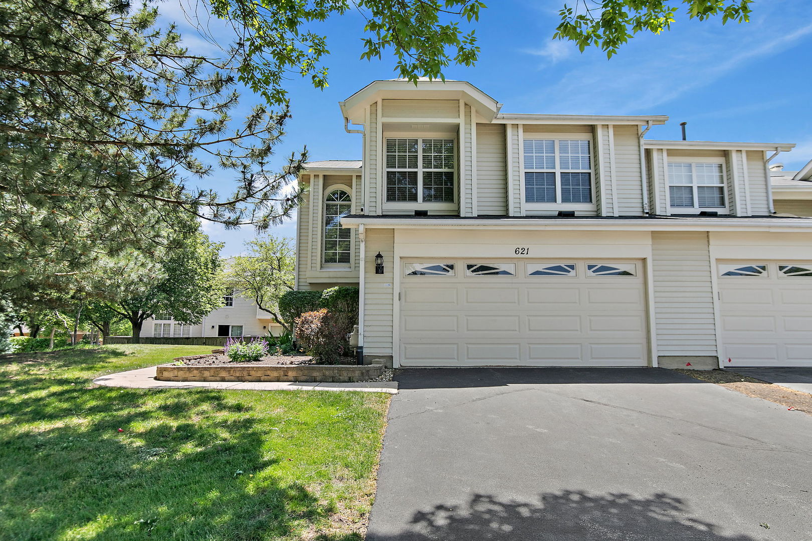 621 Newbury Lane