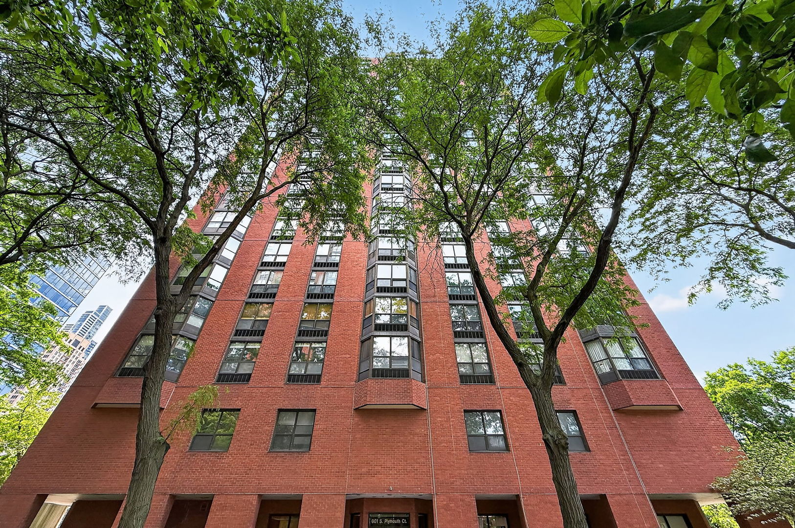 901 PLYMOUTH Court