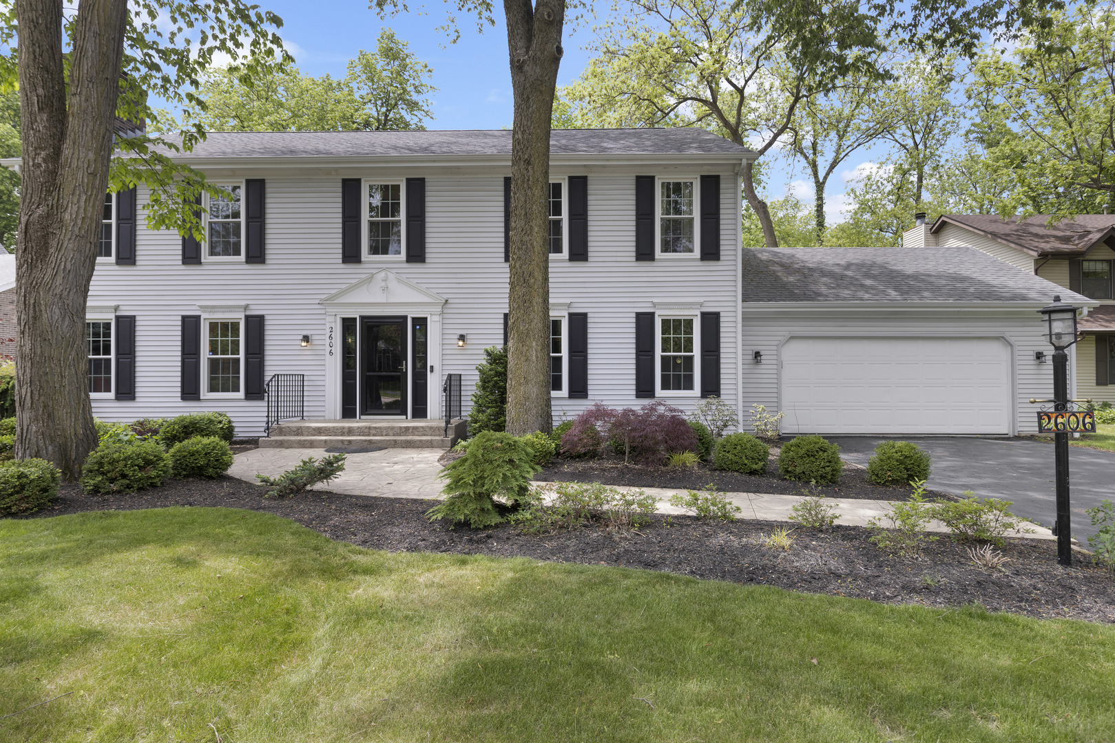 2606 Point O Woods Drive