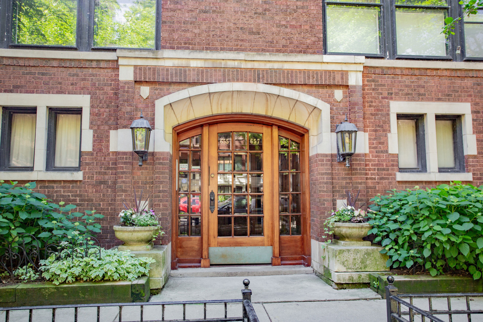 655 Buena Avenue