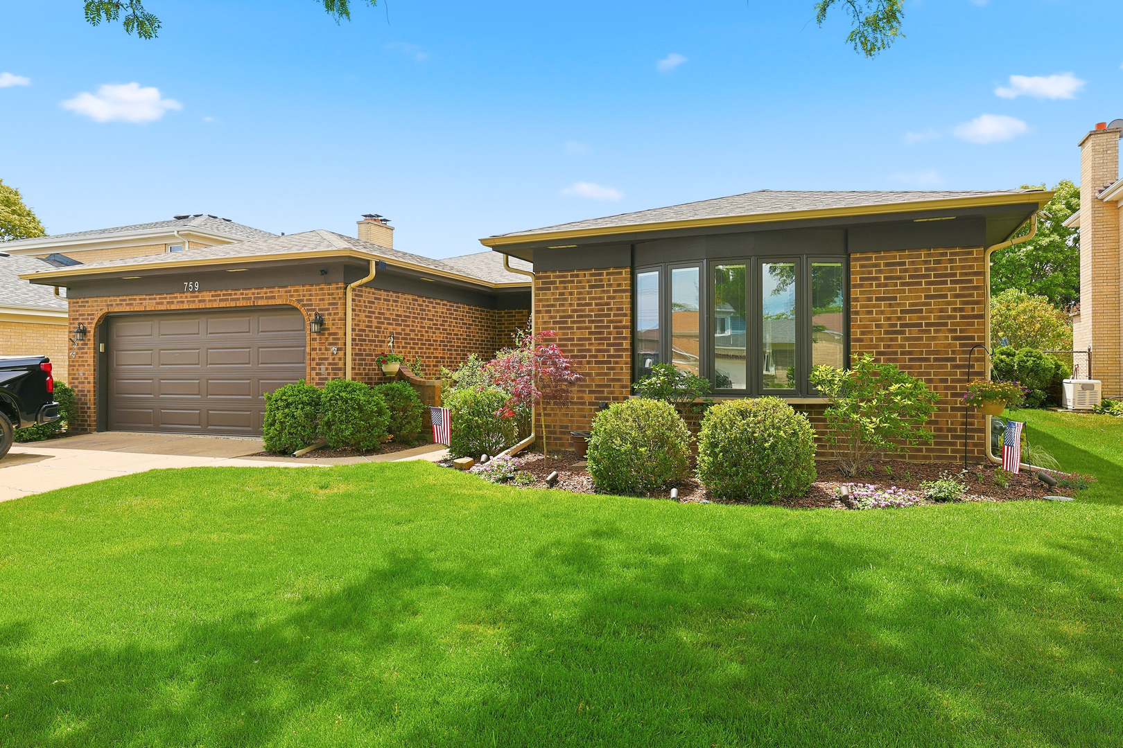 759 Yorkshire Lane
