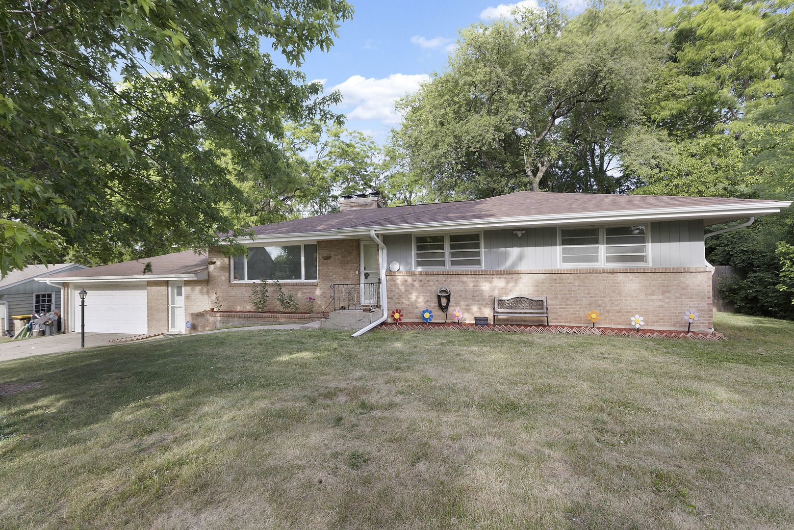 123 Dawn Avenue