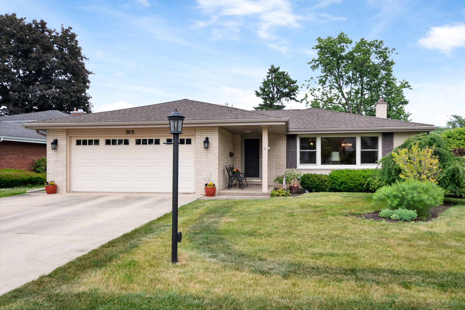 915 See Gwun Avenue