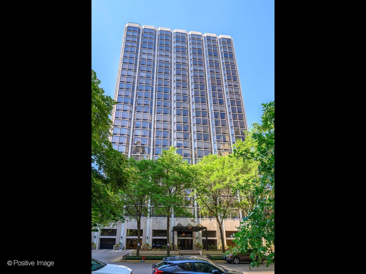 50 Bellevue Place