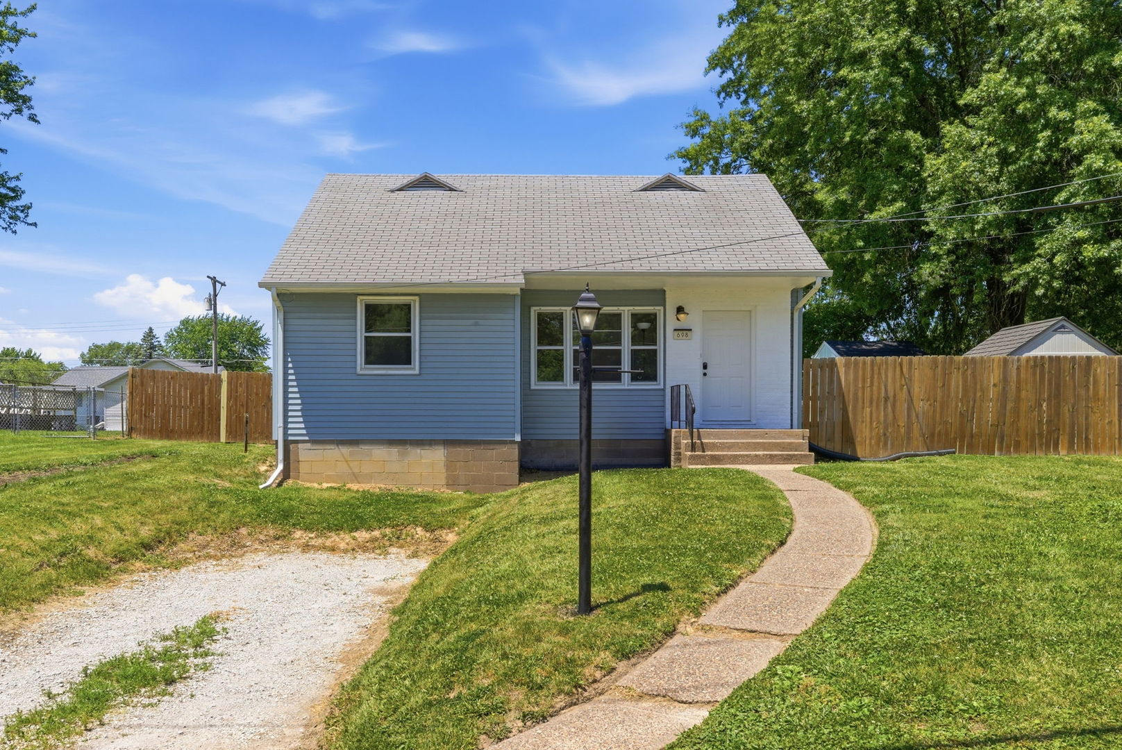 698 Hillcrest Road