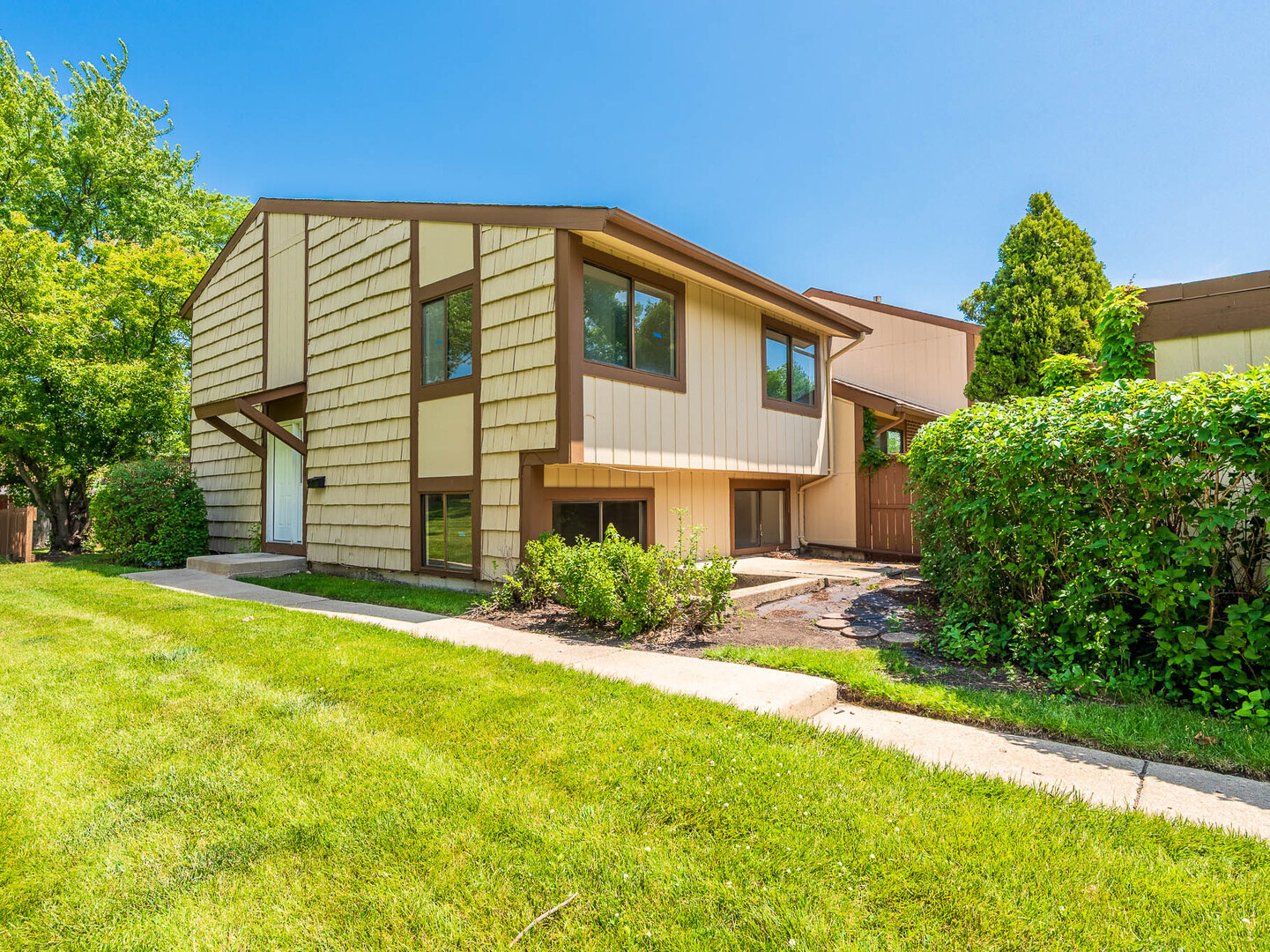 800 Shawnee Trail