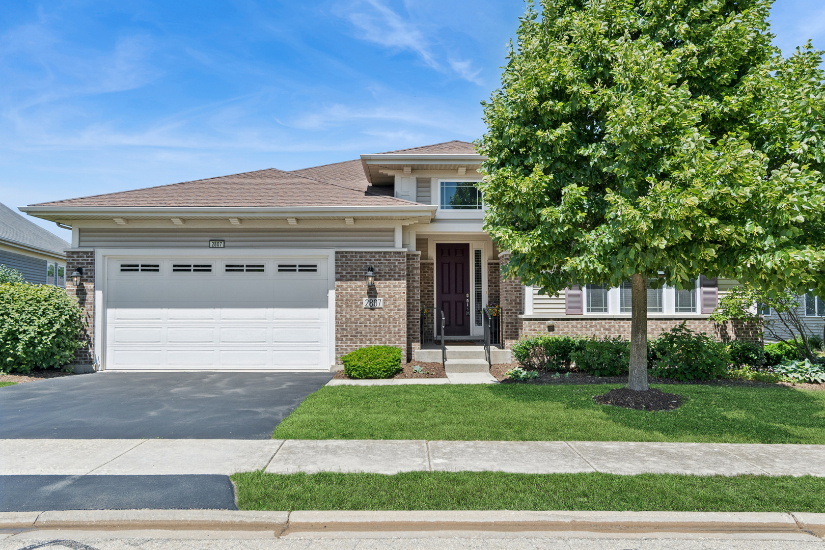 2807 Edgebrook Court