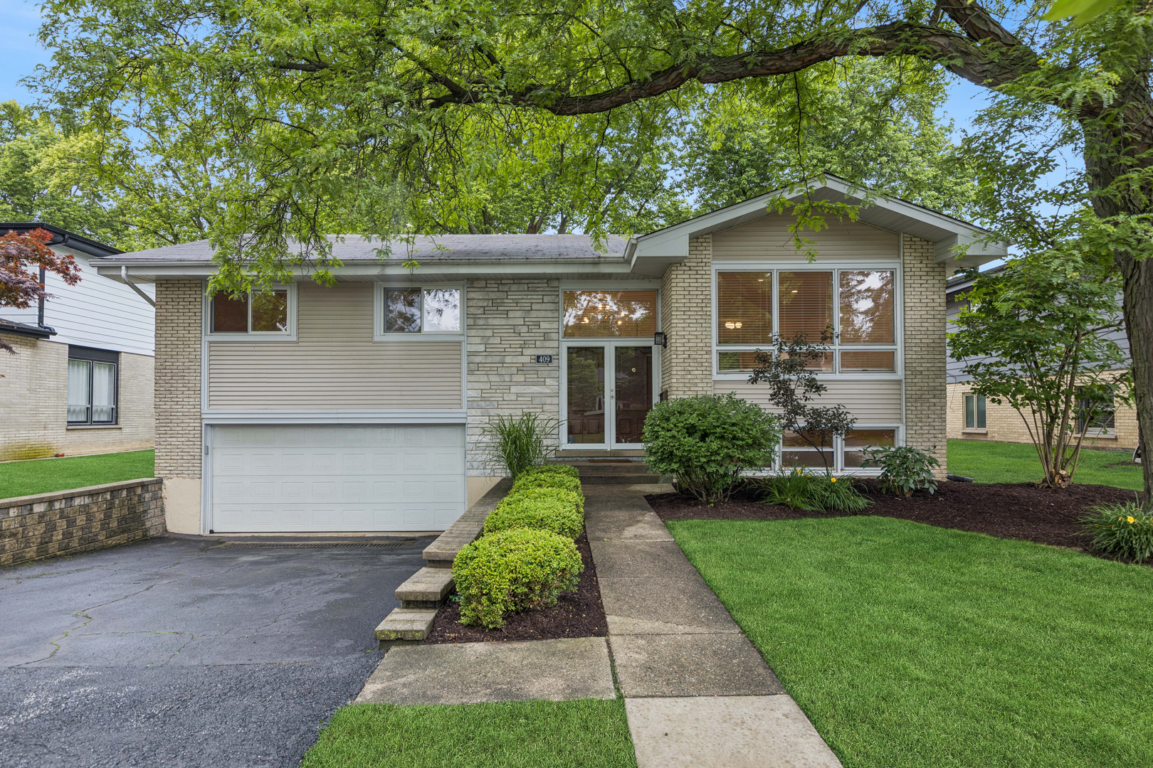 409 Brookside Drive
