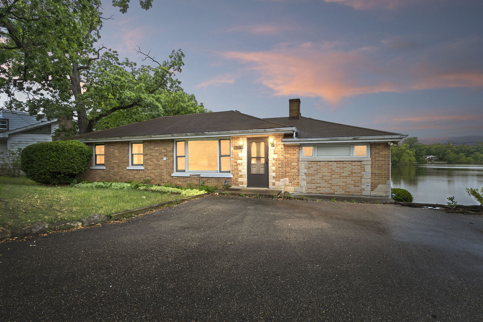 3815 Midway Drive