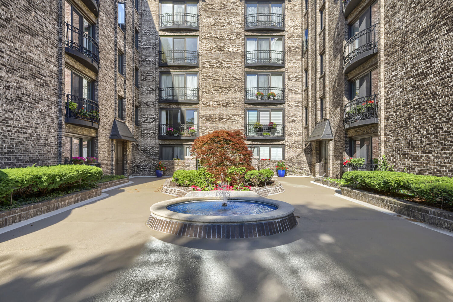 1005 Bonnie Brae Place