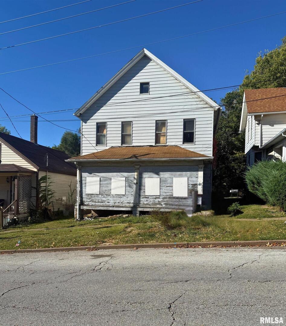 710 GAINES Street