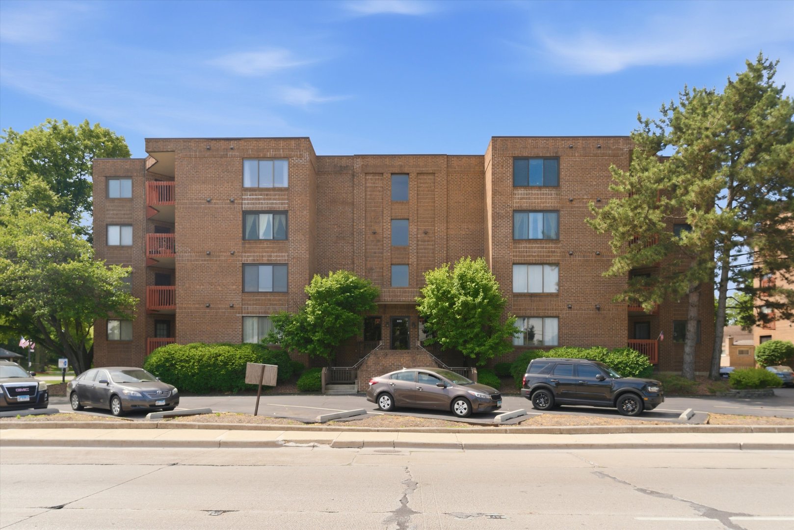 6401 Pershing Road