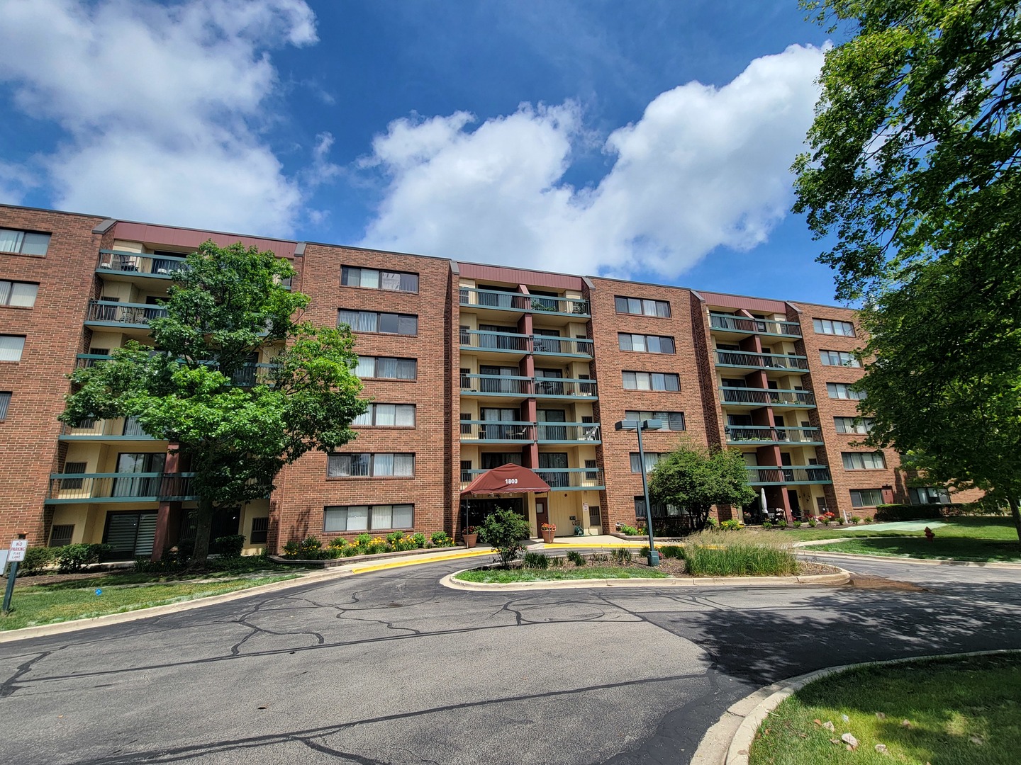 1800 Huntington Boulevard
