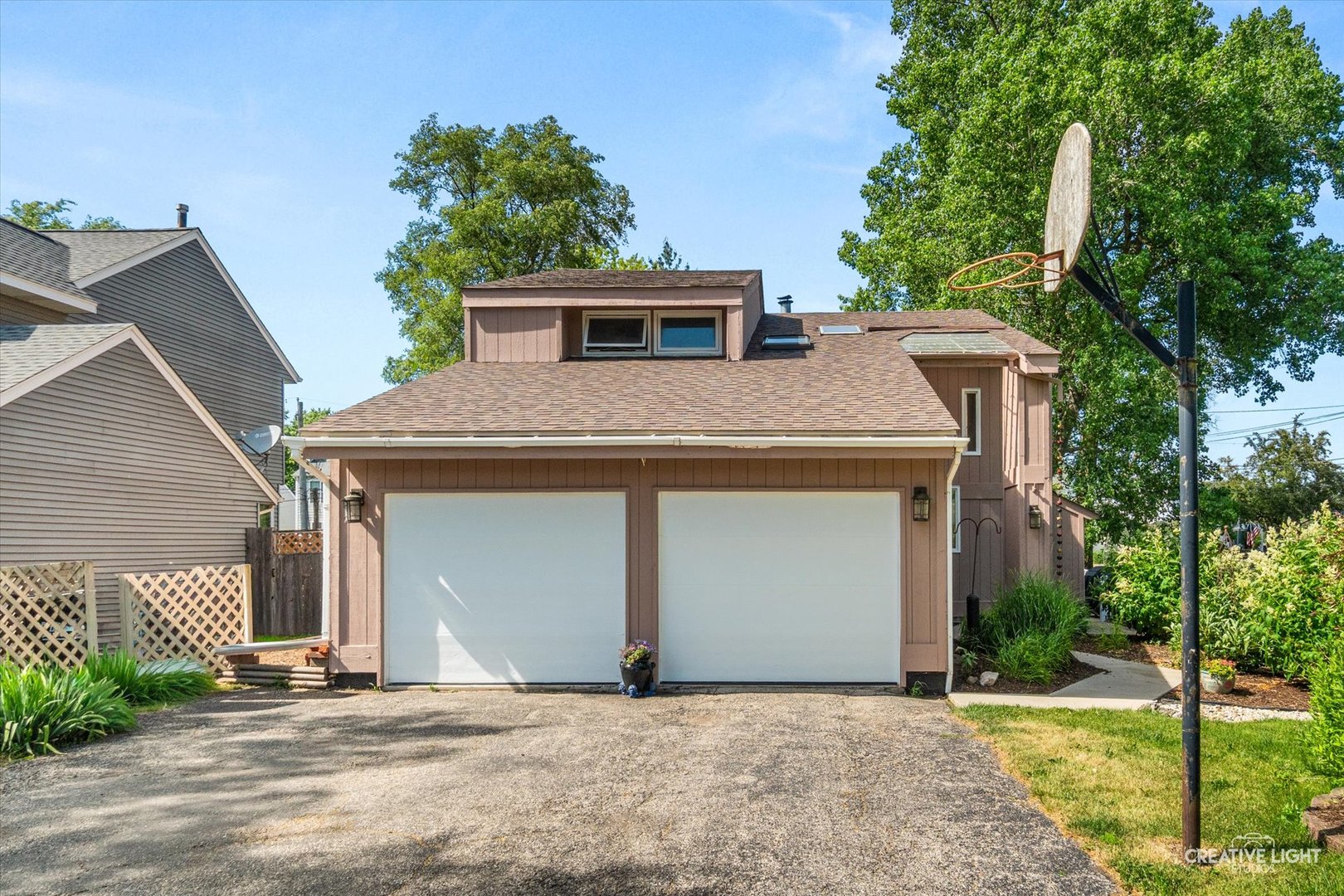 1324 Snowberry Lane
