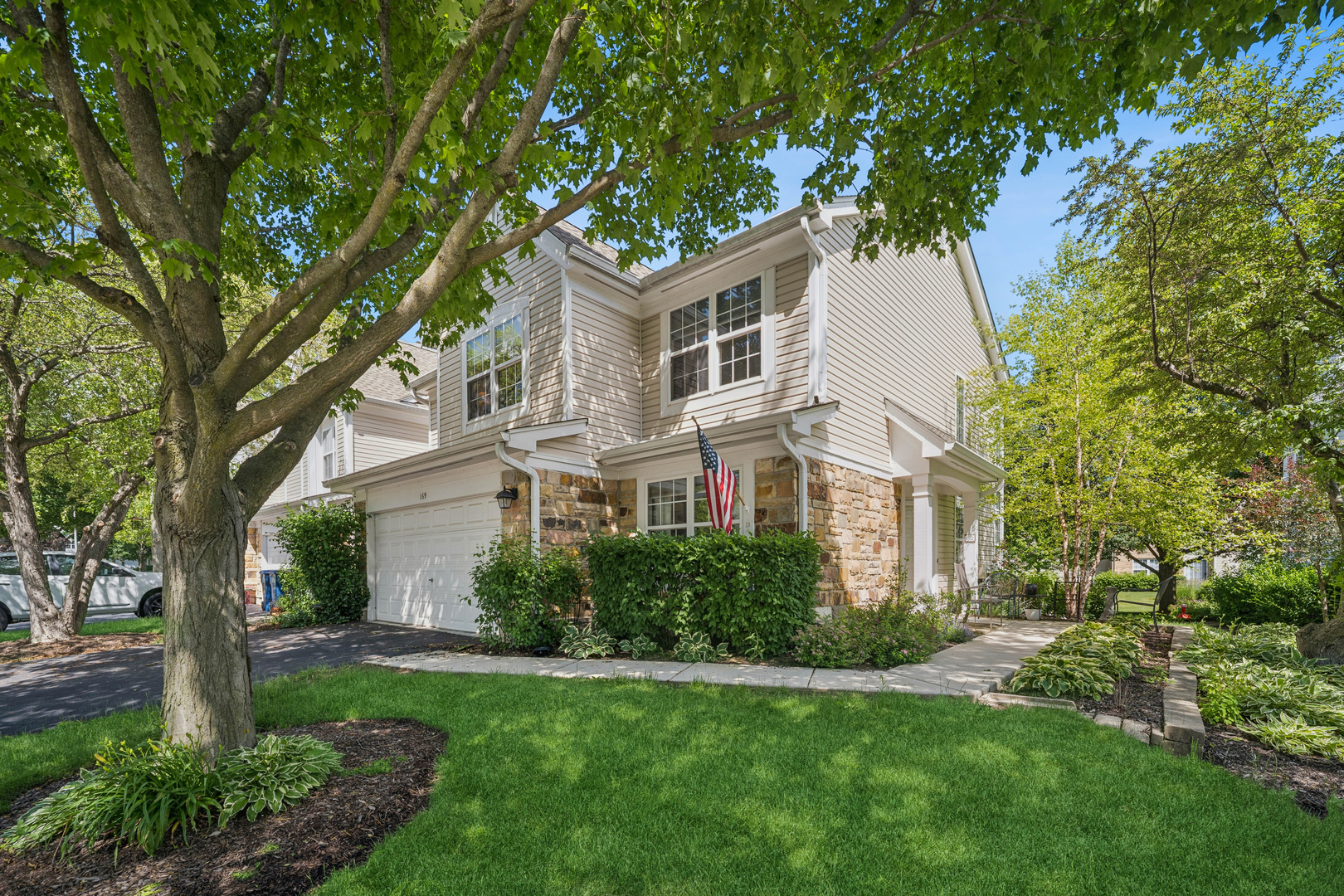 169 Crescent Lane
