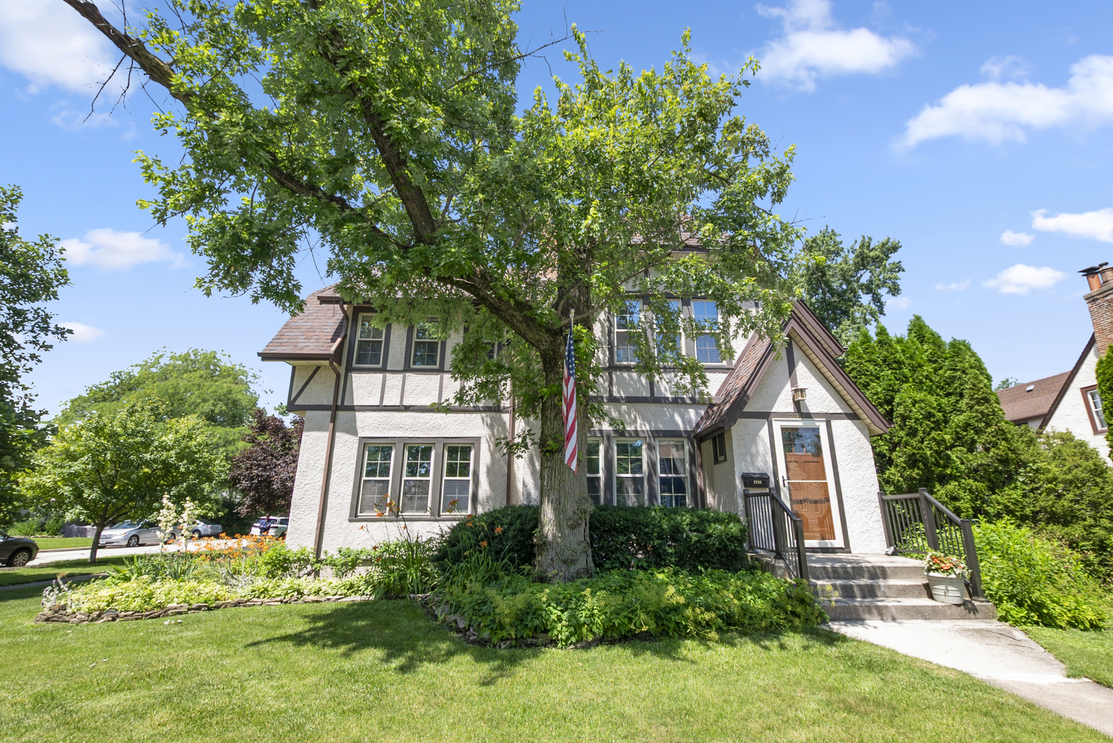 1146 Douglas Avenue