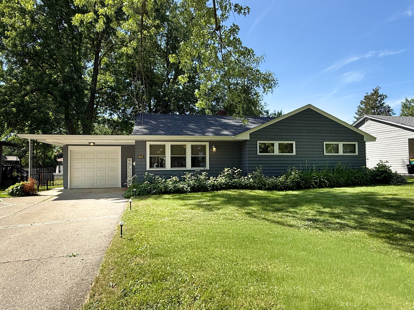 415 Parkside Drive