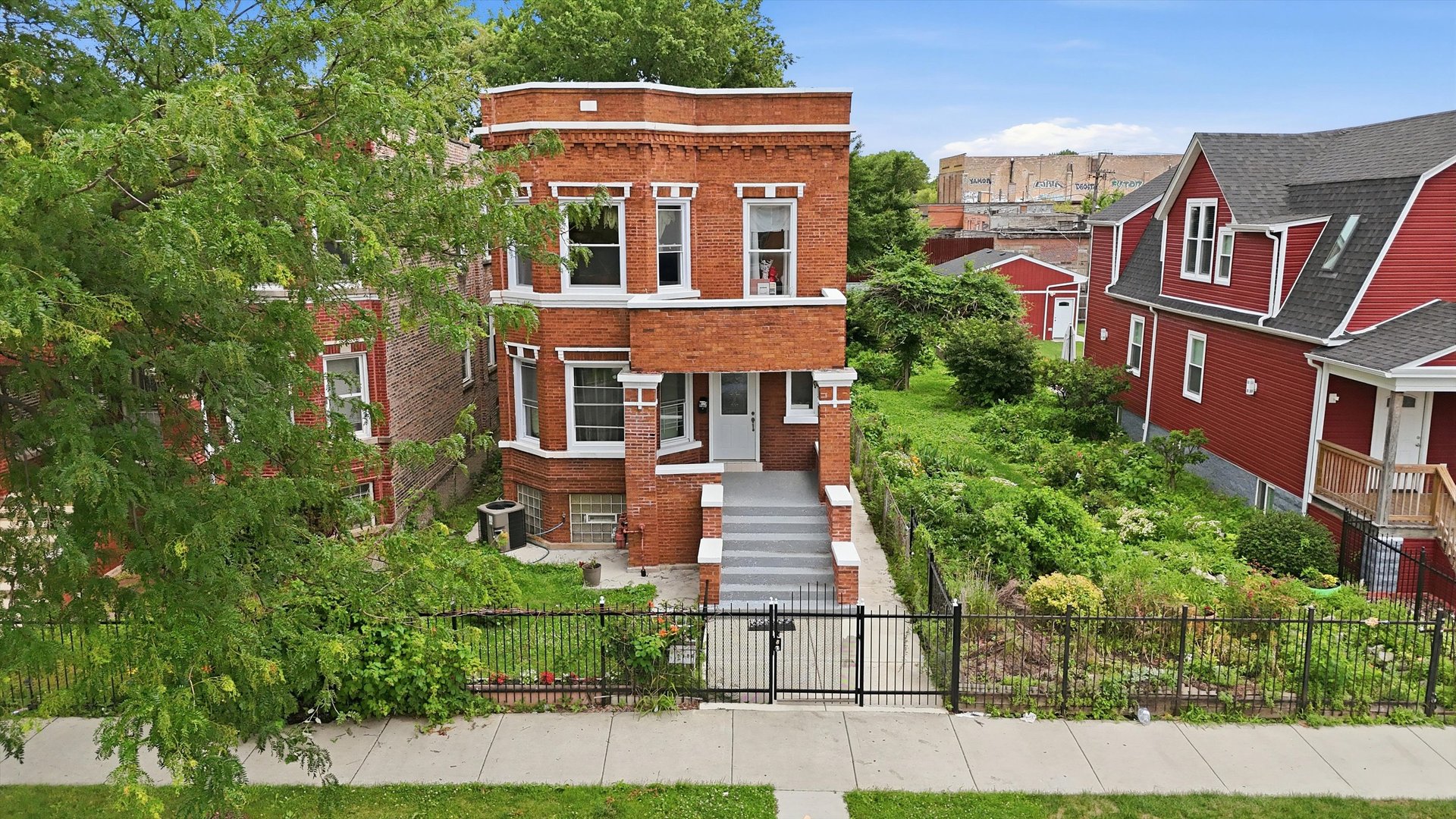 5106 Fulton Street