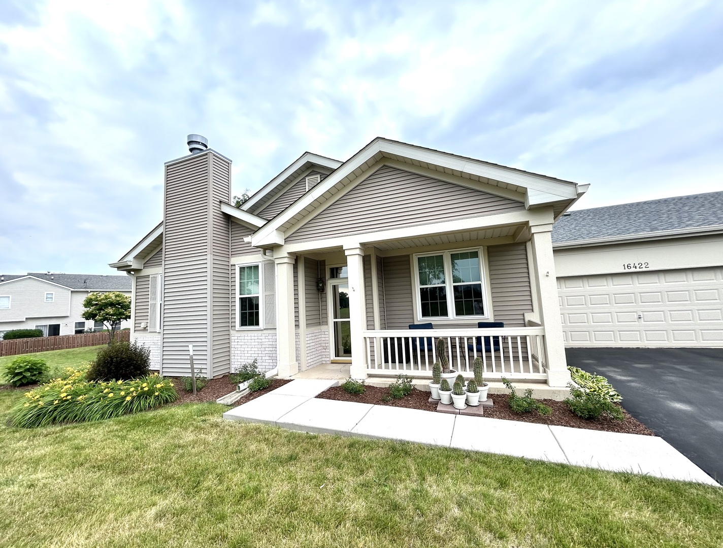 16422 Crescent Lake Court