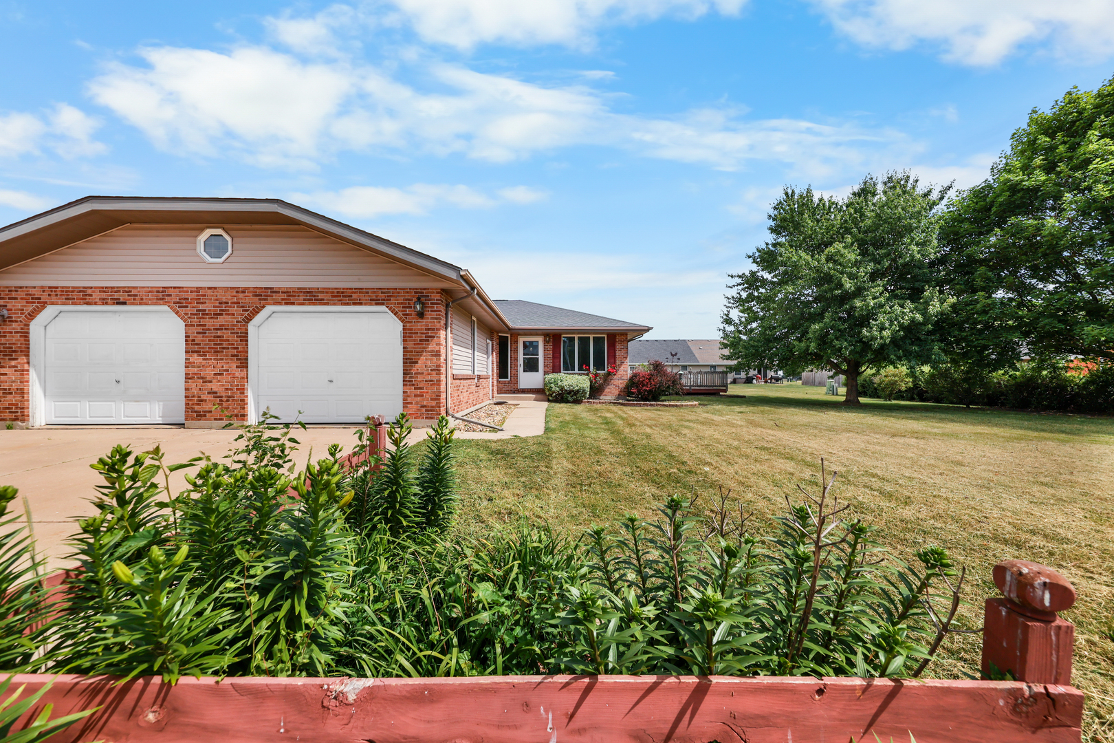 18 Warren Drive