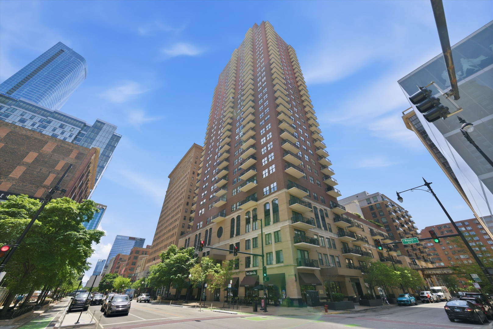41 8TH Street