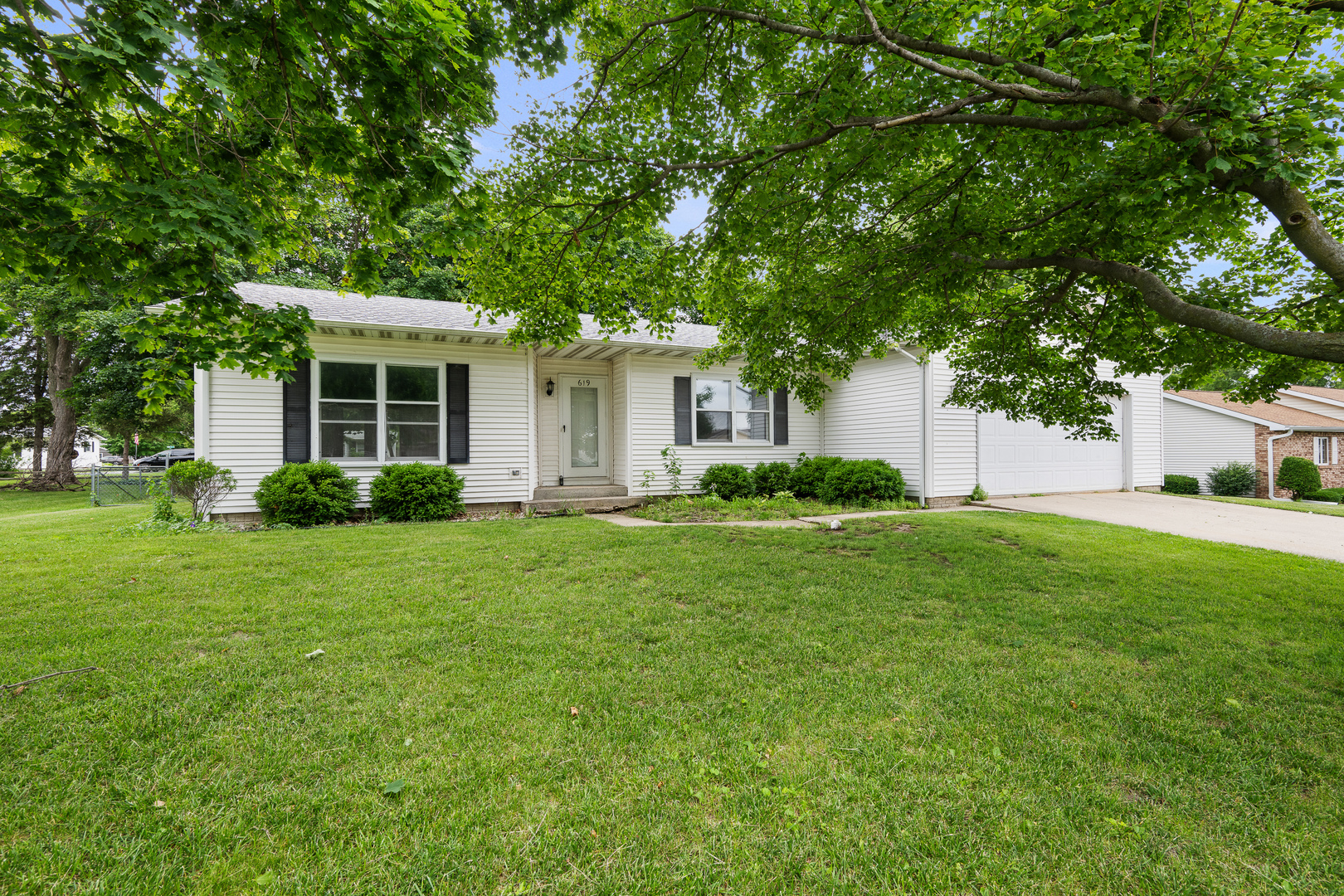 619 Shadycrest Drive