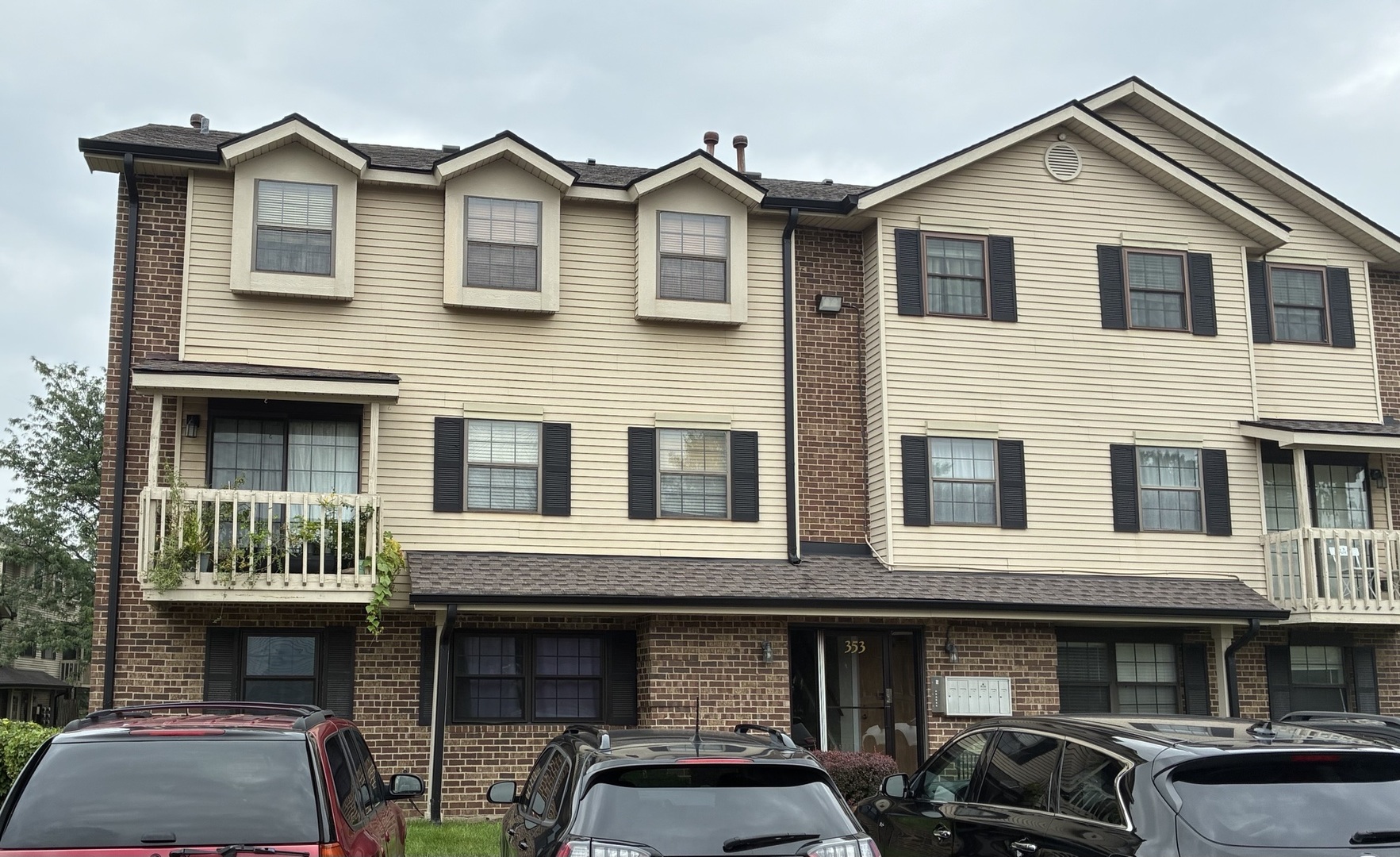 353 Whispering Hills