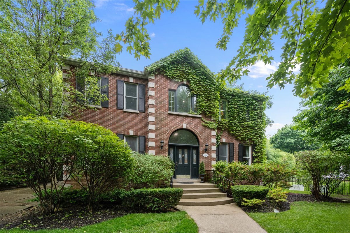 458 Naida Terrace