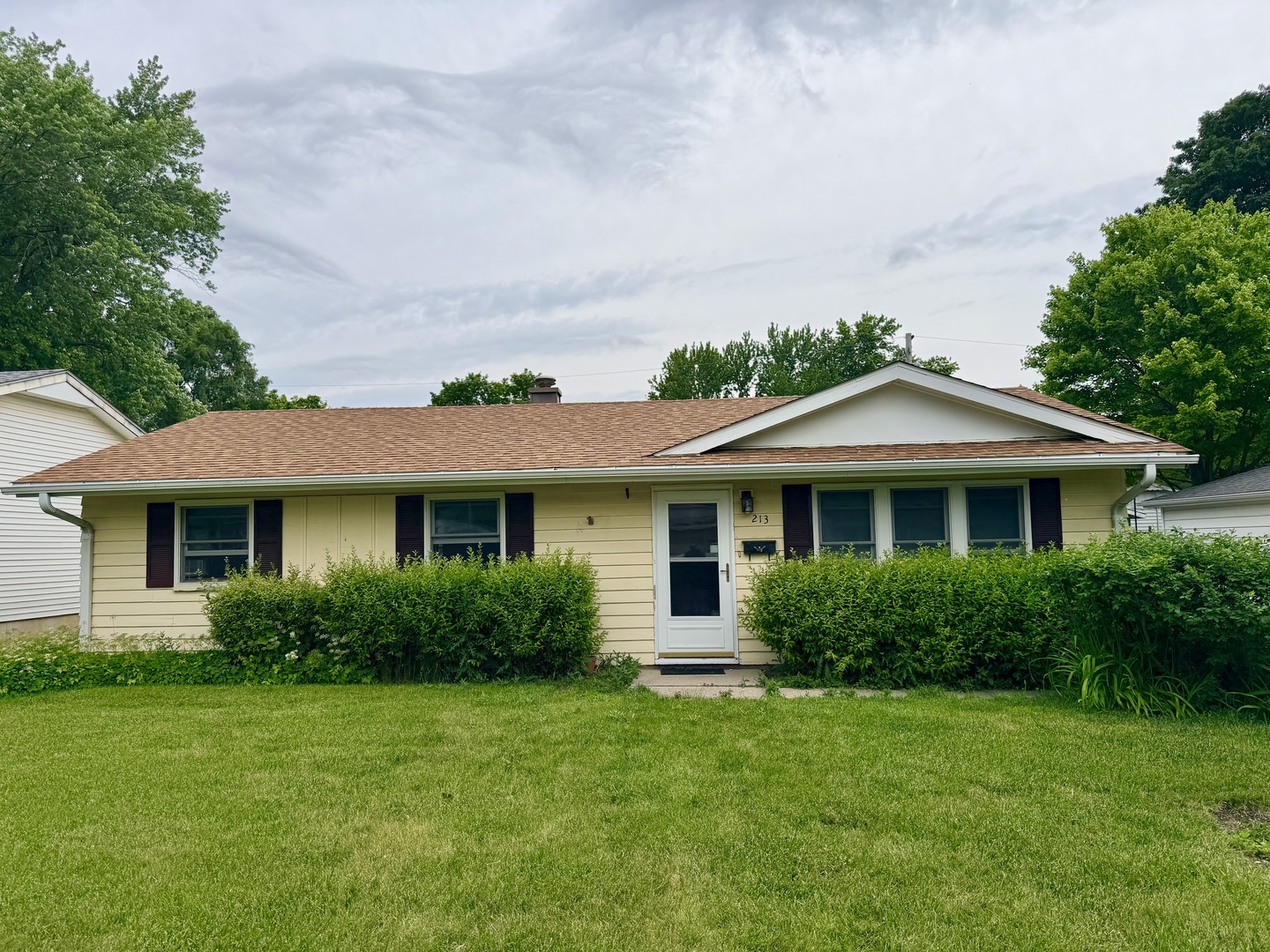 213 River Drive