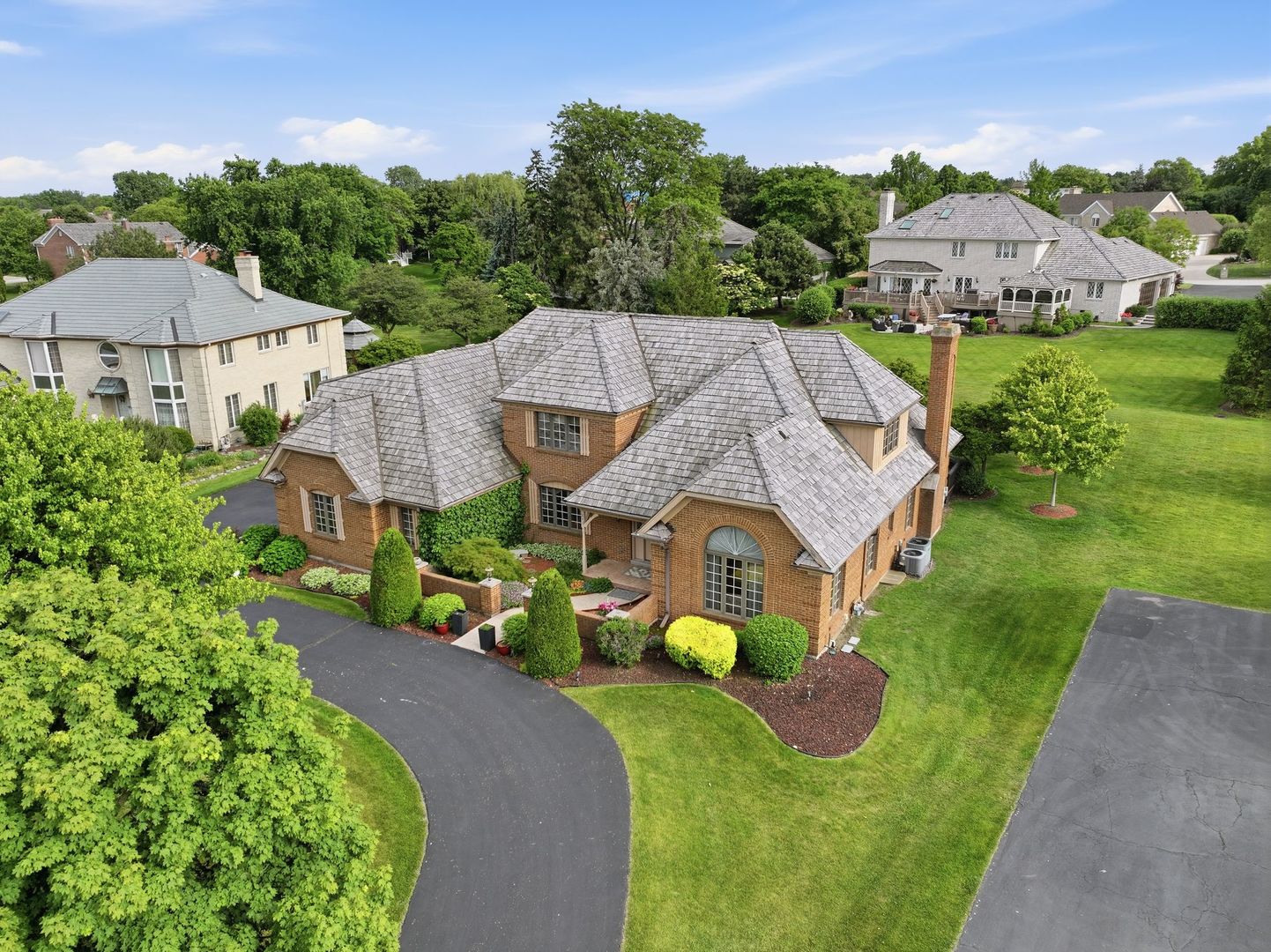 313 Trinity Lane