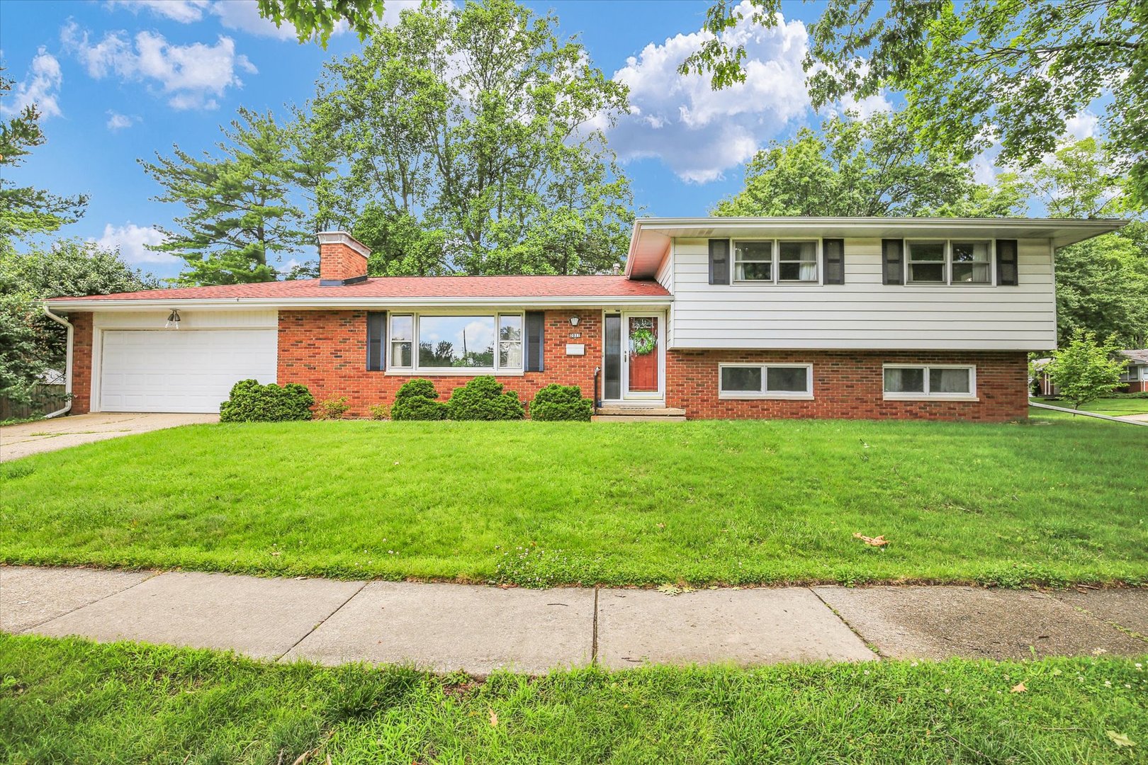 2017 Cottage Grove Avenue