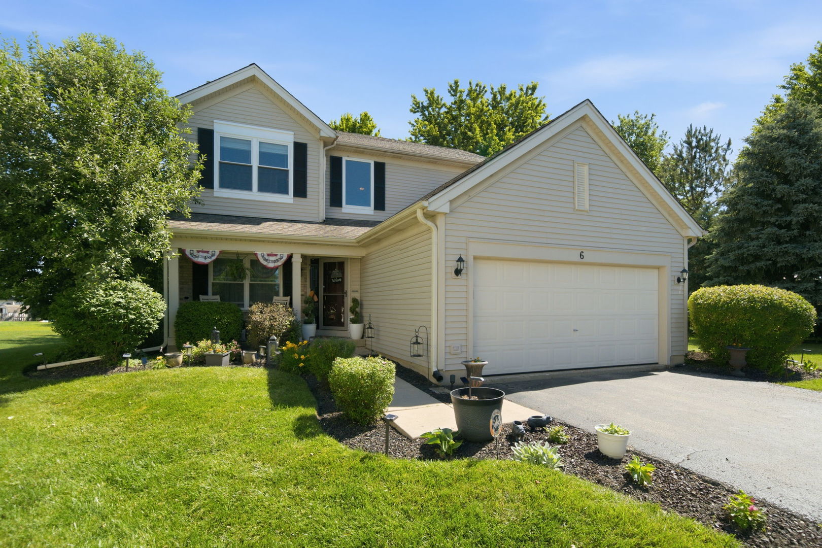 6 Hazelwood Court
