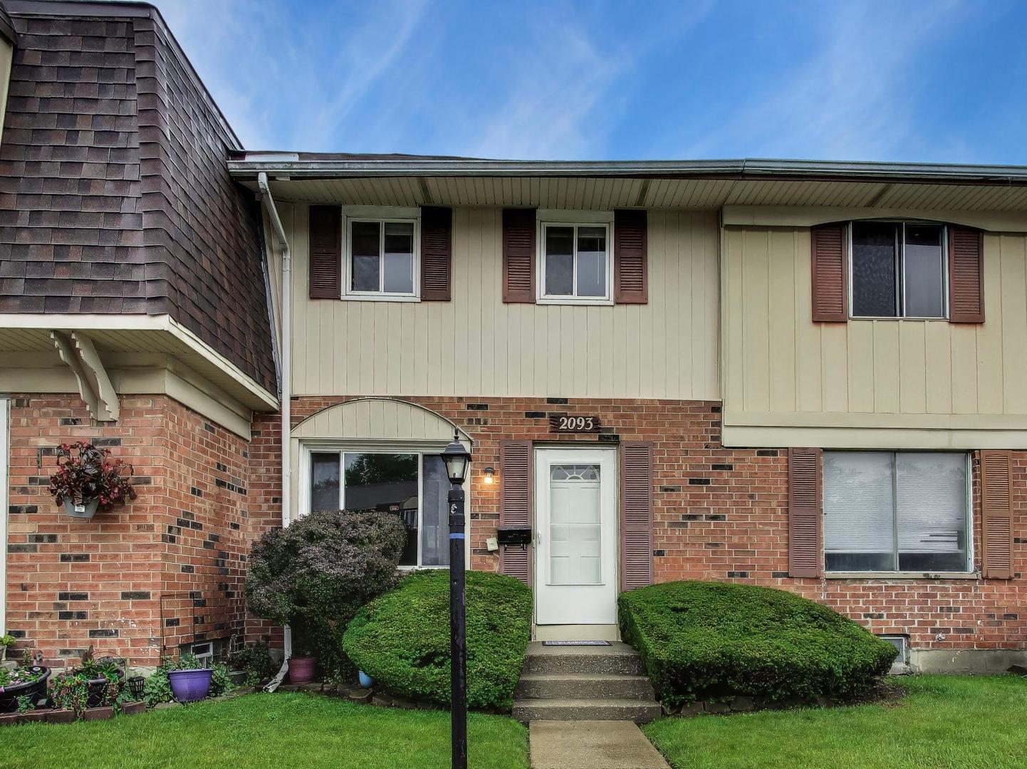 2093 Euclid Court