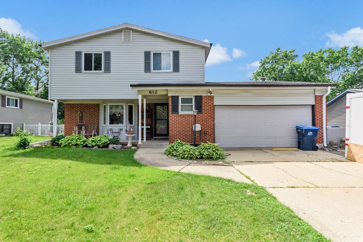 612 Fairview Lane